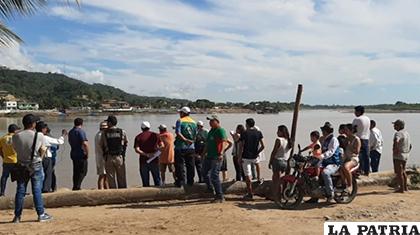 Pobladores de Rurrenabaque y San Buenaventura no permitirán e asentamiento de la draga colombiana en la zona turística /Río Tv Red Amazónica