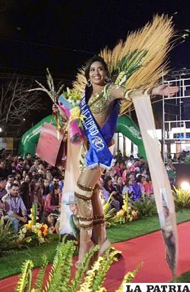 La hermosa Fabiola Céspedes ganó el título de Mejor Traje Típico /Faceboook