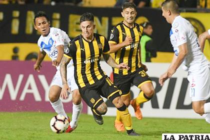 Frente a Peñarol le tocó alternar
