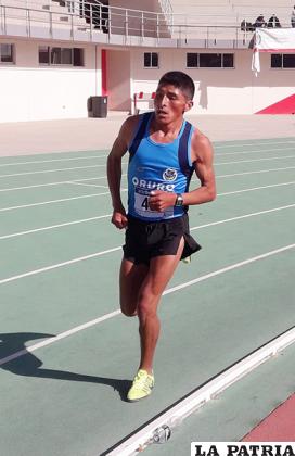 Mario Flores conquistó tres medallas de oro /Cortesía/Nemia Coca