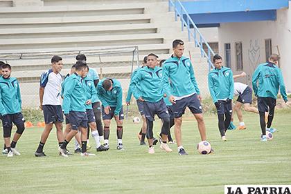 Los jugadores aguardan que en esta semana lleguen los recursos económicos /LA PATRIA /Archivo