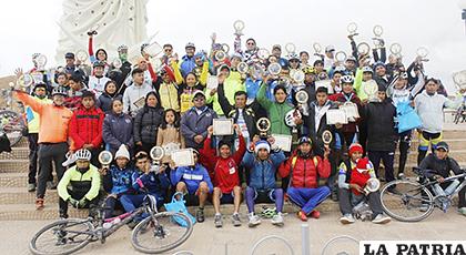 El ciclismo en Oruro es un deporte que apasiona a propios y extraños /LA PATRIA /Archivo
