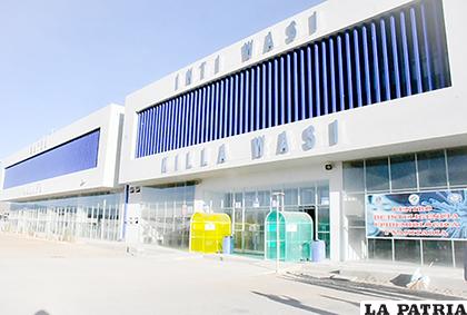 El campo ferial ahora es utilizado como centro de aislamiento /GAD-ORU

