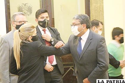 La Presidente Jeanine Áñez posesionó a Jorge Fernando Oropeza Terán como nuevo Ministro de Minería /ABI
