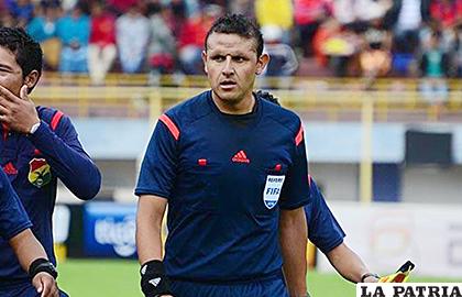 Gery Vargas árbitro orureño participará en el seminario de la Conmebol /APG
