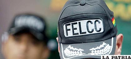 La Felcc hizo el levantamiento de uno de los cadáveres en un alojamiento de la zona del Cementerio y otro en Mallasilla /INTERNET
