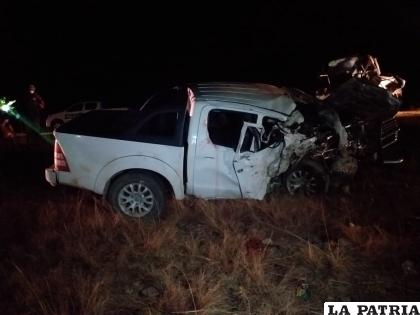 La camioneta terminó destrozada /ABI
