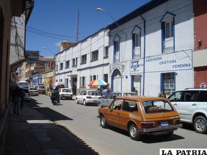 Colegios particulares señalan que tienen que erogar gastos y pagar sueldos (imagen referencial) /Facebook