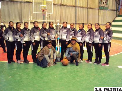 Santo Toribio cumplió en el torneo y se quedó con el segundo lugar /Cooperativa Minera Poopó
