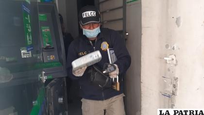 Del cajero se secuestró un CPU para fines investigativos /LA PATRIA