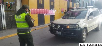 La Policía salió a hacer los controles y sancionar a los infractores /Policía Boliviana
