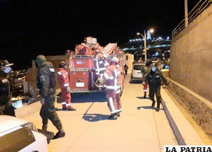 Personal de Bomberos logró sofocar el incendio /LA PATRIA