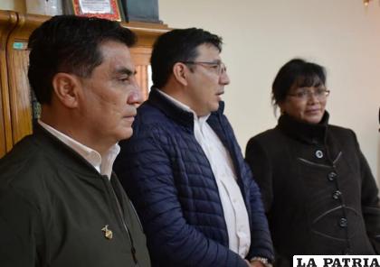 Ayer se reunieron el Gobernador de Oruro junto al ministro de Hidrocarburos y Energías /GAD-ORU