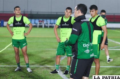 El cuerpo técnico busca alternativas para suplir la plaza de Diego Bejarano /fbf