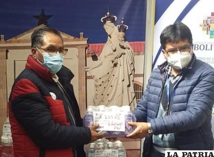 Pro Bolivia entrega insumos de bioseguridad a la Fedemype /RR.SS.