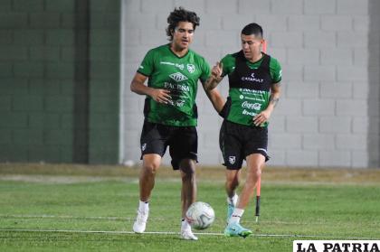 Marcelo Martins se sumó anoche a los entrenamientos de la Selección boliviana /FBF