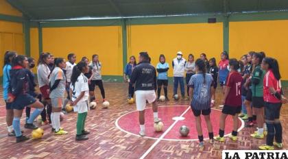 La selección orureña está lista para el eliminatorio departamental /LA PATRIA