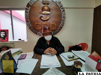 Parte del mineral que fue encontrado en un domicilio de Huanuni /LA PATRIA