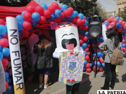 Estudiantes socializan los daños que provoca el humo del tabaco 
/LA PATRIA