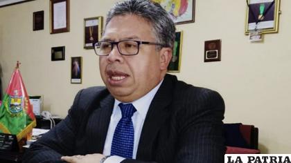 Presidente del Colegio Médico de Bolivia, Luis Larrea /LA PATRIA