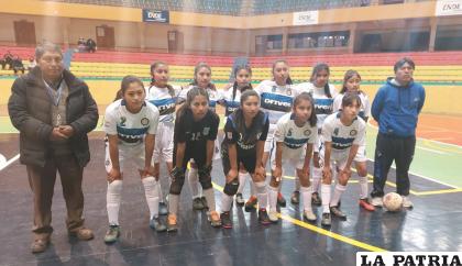 El partido se desarrolló la tarde del viernes en el Palacio de los Deportes /LA PATRIA