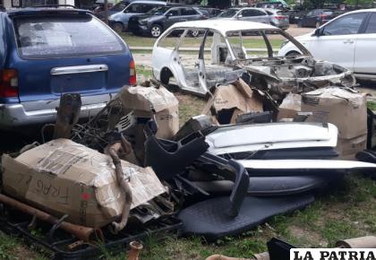 Varias autopartes fueron halladas en el lugar / ABI
