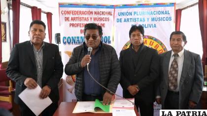 Presentación del proyecto de ley a favor de grupos orureños /CMO