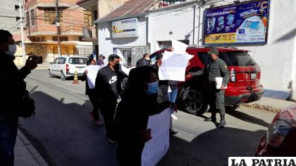 Familiares exigieron justicia tras la muerte de Jhonny / LA PATRIA