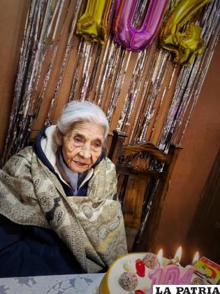Olga Sánchez Miranda la orureña que cumplió 104 años /LA PATRIA