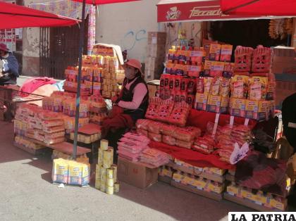 Se instala la Feria de San Juan en la Avenida 6 de Agosto /LA PATRIA