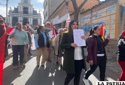 La marcha contó con la participación de representantes de diferentes instituciones de Tarija /RR.SS.