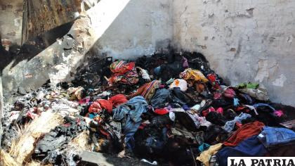 Prendas de vestir y otros objetos de la víctima fueron quemados /DIO
