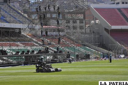 El Sedede de La Paz redobló esfuerzos para poner en condiciones el estadio “Hernando Siles” después de un concierto /APG