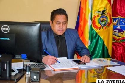 Jaime Pastor Lucero, en la Unidad de Comunicaciones de la Gobernación /LA PATRIA