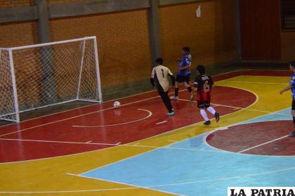 Desde esta noche se disputa la segunda fase de este torneo /LA PATRIA