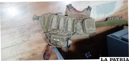 El chaleco de un militar tras el enfrentamiento con los contrabandistas /Ministerio de Defensa