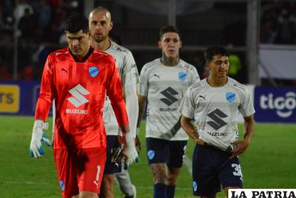 Bolívar no levanta cabeza en el torneo profesional/APG