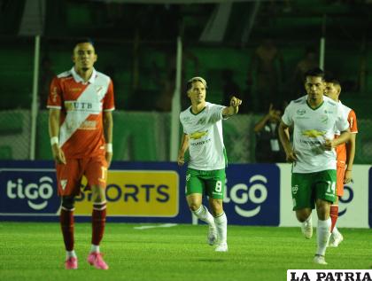 Doblete de Cristian Álvarez para el triunfo de Oriente Petrolero /APG