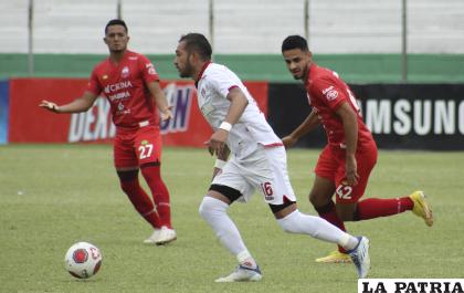 La última vez que jugaron en Montero, ganó Guabirá 1-0 el 12/10/2022 /APG