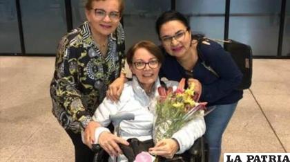 La exministra Eidy Roca retornó al país /RRSS