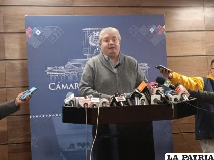 El jefe de bancada de Diputados de Comunidad Ciudadana (CC), Enrique Urquidi /LA PATRIA