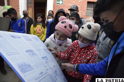 Los más pequeños se mostraron muy emocionados por la muestra