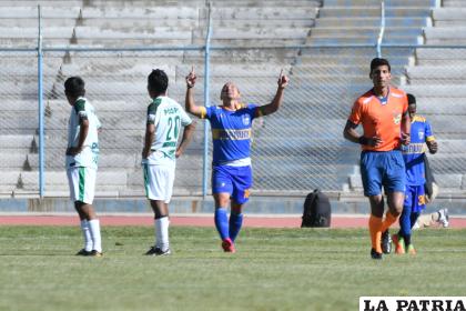 De Souza fue pieza clave para la victoria de Huanuni /Emilio Castillo