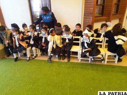 Escolares se rigen en nuevo horario de invierno 
/LA PATRIA