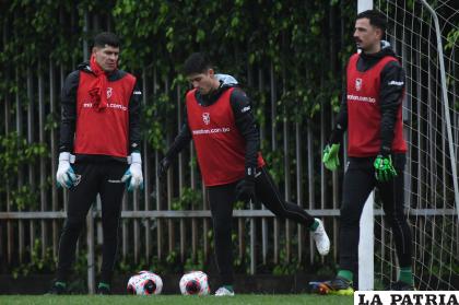 Los tres arqueros convocados a la Selección Nacional /FBF