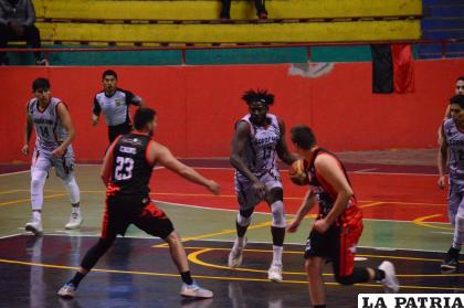 Saracho necesita recuperarse de las derrotas que sufrió de local /LA PATRIA