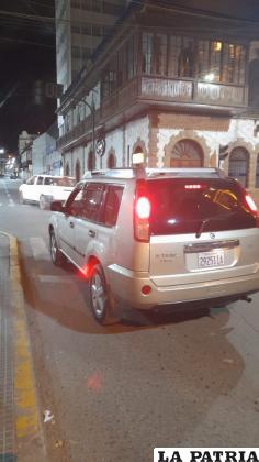 El conductor se quedó dormido a metros de la plaza principal /RRSS
