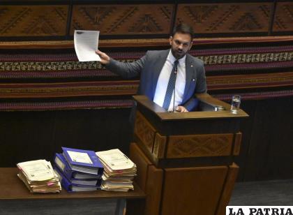 Del Castillo respondió a la interpelación /APG