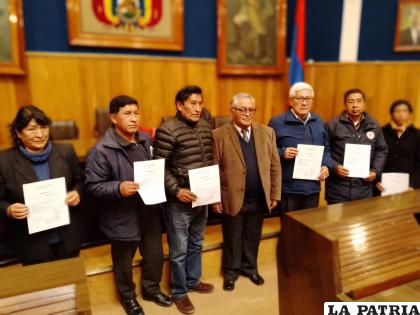 Regularizan a trabajadores antiguos de la UTO 
/UTO