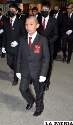 Los más pequeños rindieron homenaje a su colegio 